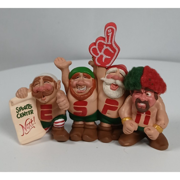 Hallmark Keepsake - 2008 - SportsCenter Fans ESPN - Keepsake Christmas Ornament - Picture 2 of 12